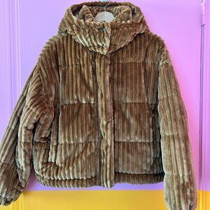 AE Textured Puffer Jacket - M